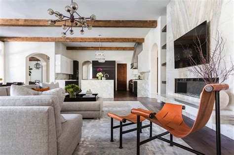 Check spelling or type a new query. Mediterranean style Texan home with light-flooded interiors