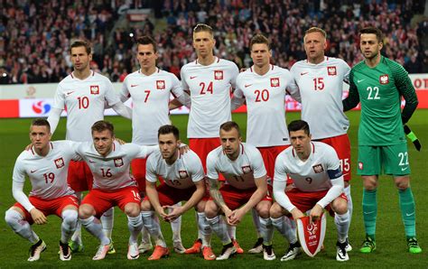 Przed pierwszym meczem euro 2016 wiele mówiło. Adam Nawałka ogłosił szeroką kadrę Polski na Euro 2016 ...
