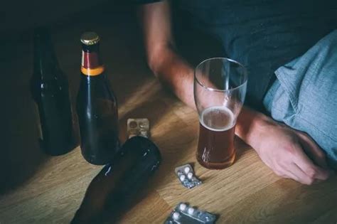 Signs And Symptoms Of Alcoholism How To Know If Someone Has A Problem