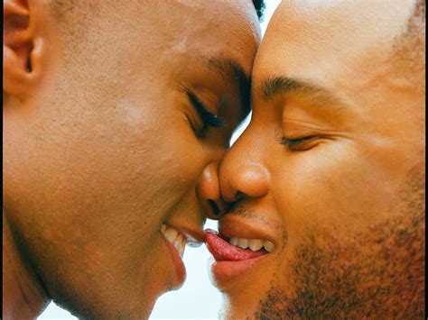 Find love and friendship with gay black men online – مجتمع فنی و آموزشی