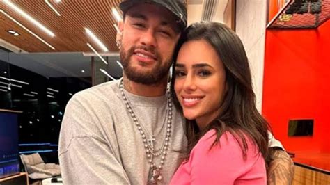 Bruna Biancardi Revela Peças Para O Enxoval De Mavie Sua Primeira Filha Com Neymar