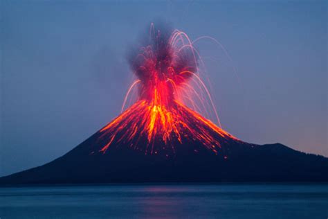 10 Most Famous Volcanoes In The World Depth World
