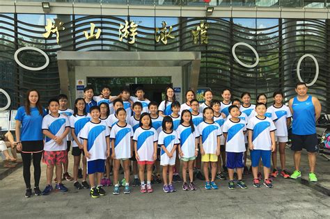 暑期三地集訓・成都團勝出蓉港交流賽多個項目 泳天游泳會