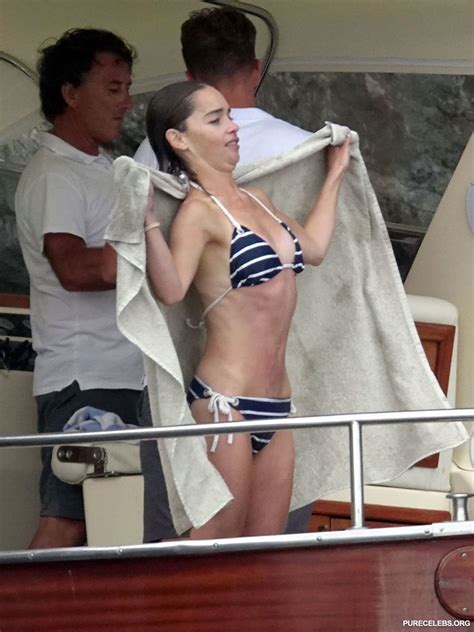 Leaked Emilia Clarke Shows Off Her Anorexic Body In Bikini