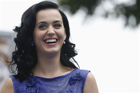 Katy Perry Meets Pope Francis Amid Legal Battle Against Nuns Over M