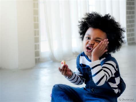 Simple Science: How to Make a Volcano with Kids