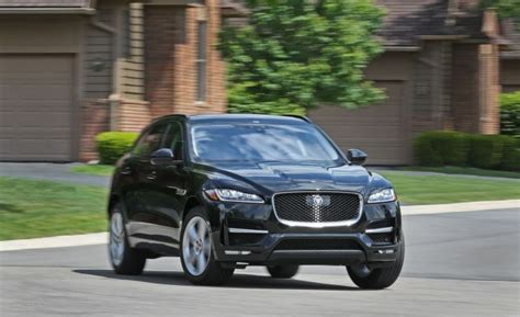 Taxes and fees (title, registration, license, document and transportation fees) are not included. 2019 Jaguar F-Pace SVR Price, Release date, Interior