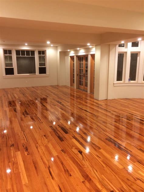 It's available in many different colors, and it can. Gloss Floating Hardwood Floor | Laminate Flooring