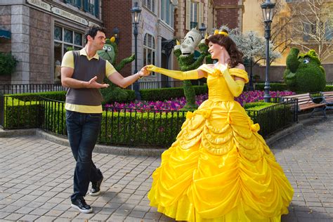 Disney Wedding Dresses Now Exist