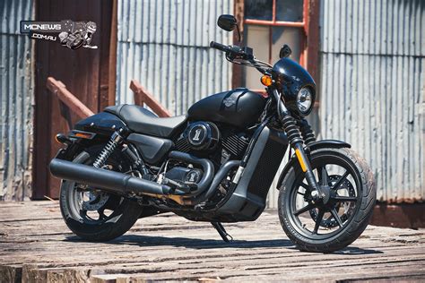 Although the iron 883 might not be the most ideal beginner bike, it is one of the best to choose if you are a harley fan. Australian Motorcycle Sales Figures 2015 | MCNews.com.au
