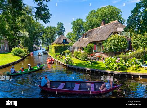 Giethoorn Netherlands July 4 2018 View Of Famous Village Giethoorn
