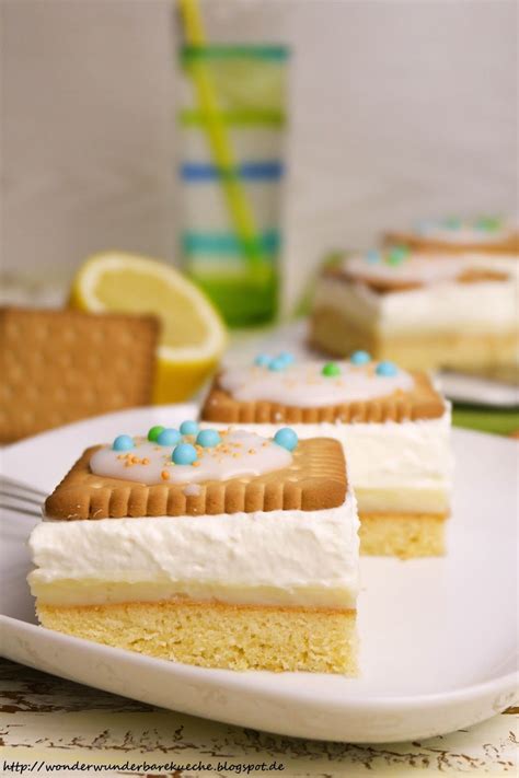 Zitronen Butterkeks Kuchen vom Blech Schnitten mit Vanillepudding