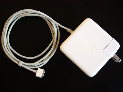 Original Apple A1181 A1278 Macbook Pro 60w Ac Power Adapter Charger