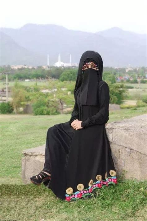 Pin By Zohaib Umar On Stylę Arab Girls Hijab Arab Girls Girl Hijab