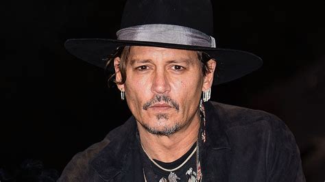 Johnny depp, born in kentucky on june 9th 1963 has followed a bizarre road, consequently landing him as one of today's top hollywood actors. Johnny Depp Bankruptcy Rumours: Actor Going Broke Over ...
