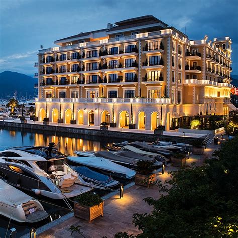 Ihg hotels & resorts is a global organization with a broad portfolio of hotel brands, including intercontinental® hotels & resorts, kimpton® hotels & restaurants, hotel indigo®, even® hotels, hualuxe® hotels and resorts, crowne plaza® hotels & resorts, holiday inn®. Our brands - InterContinental Hotels Group PLC