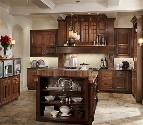 Elegant Traditions Kitchen   Wood Mode   Fine Custom Cabinetry ?v=1525226796