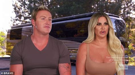 Kim Zolciak Suspected Her Husband Kroy Biermann Had Placed A Tracker On Her Trends Now