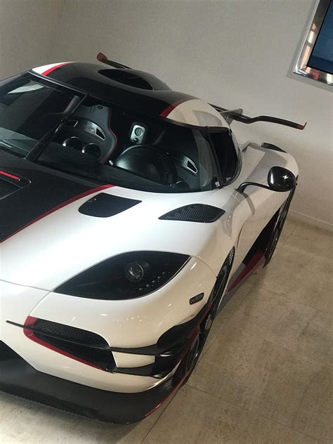 Transcribed image text from this question. Meet the western hemisphere's ONLY Koenigsegg 0ne:1. [2048 ...