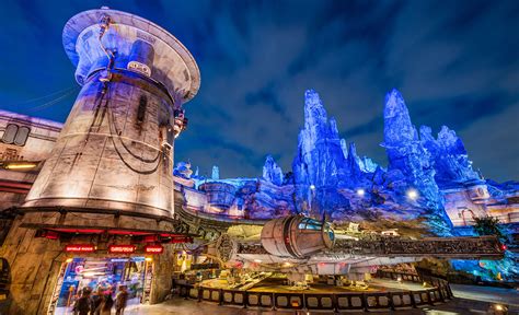 Star Wars Land Info And Galaxys Edge Guide Disney Tourist Blog