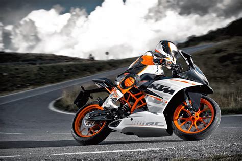 Ray Superbike Review Ktm Rc 200 City Performance
