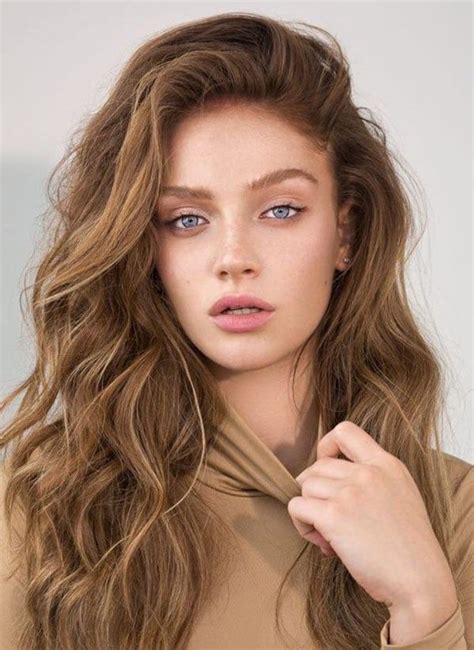 Beautiful Light Brown Hair Color Ideas For Brown Hair Blue Eyes Girl Brown Hair Blue