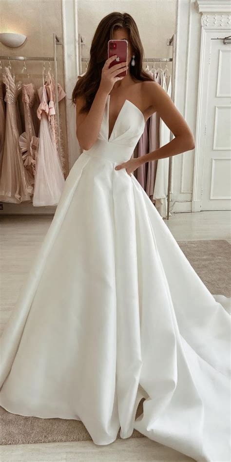 Check out our pink wedding dress selection for the very best in unique or custom, handmade pieces from our dresses shops. Eleganza Sposa Lace Wedding Dresses 22 - Show Me Your Dress