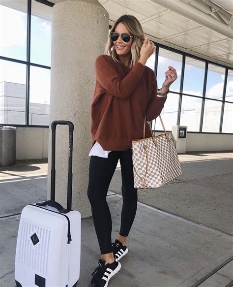 Travel Outfit Airport Outfit Fashion Cozy Comfy Simple Cool