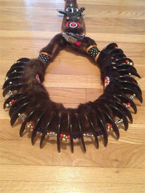 Reservation Type Pawnee Necklace Of Buffalo Horn Bear Claws Bear Claws Horns Halloween Wreath
