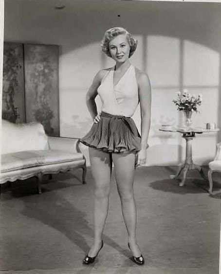 49 Nude Pictures Of Virginia Mayo Are Splendidly Splendiferous The Viraler