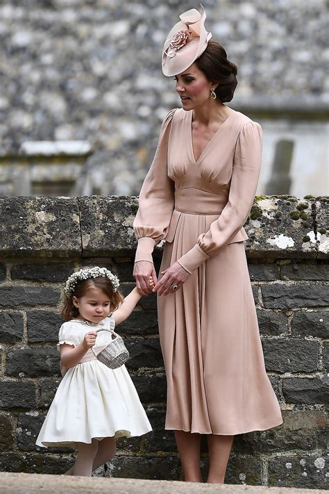 Kates Schwester Pippa Heiratet Her Royal Hotness Vor Dem Traualtar N Tvde