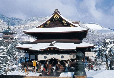 Top 5 Best Places To Visit In Nagano City Japan Living Nomads