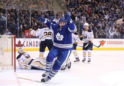 Download live scores and odds and enjoy it on your iphone, ipad, and ipod touch. Leafs (+900) Now Ahead of Bruins (+1000) in 2020 Stanley ...