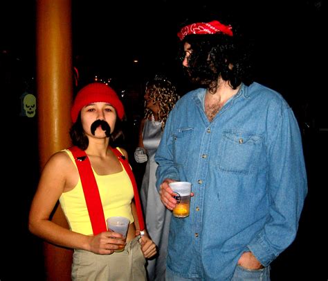 How to make cheech and chong's costume. Cheech y Chong Costumes | Halloween! | do you know where ...