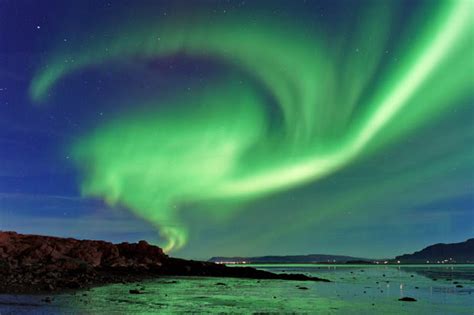 Best Things To Do In Iceland Northern Lights Blue Lagoon