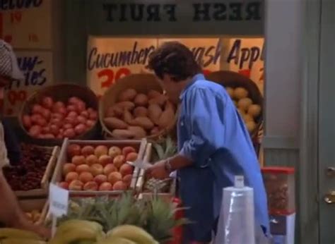 Yarn Mangoes Seinfeld 1993 S05e01 The Mango Video S By