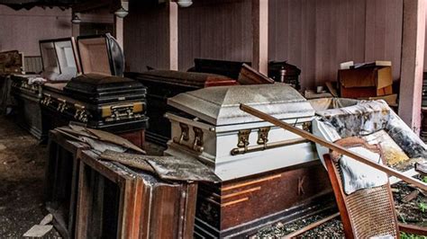 Man Makes Terrifying Discovery Inside Abandoned Funeral Home Youtube