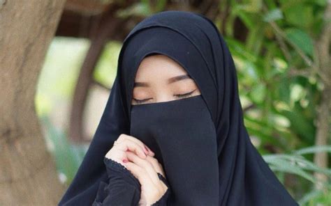 Inilah Perbedaan Pakaian Hijab Niqab Dan Burqa Moeslimid