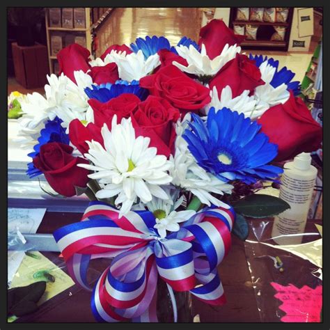 17 Best Images About Forth Of July Arrangements On Pinterest Floral