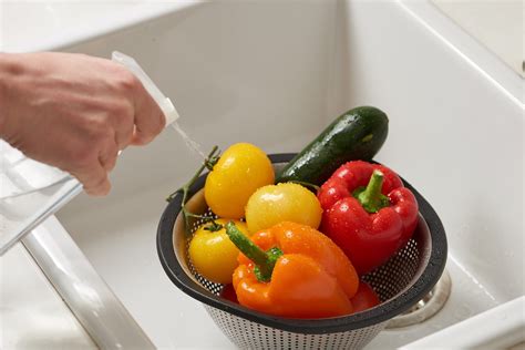 How To Make Your Own Fruit And Veggie Wash In 2020 With Images