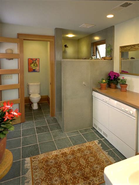 Separate Toilet And Tub Rooms Design Ideas And Remodel Pictures Houzz