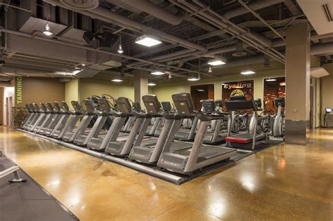 Best Gyms In La Golds Gym In Downtown Los Angeles