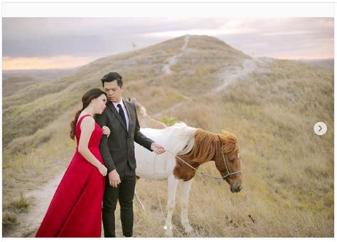 Jaminan indah dan romantis tanpa banyak usaha~. 6 Referensi Tempat Prewedding di Alam Bebas - Trip Sumba