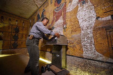 scans of king tut s tomb reveal new evidence of hidden rooms king tut tomb tutankhamun
