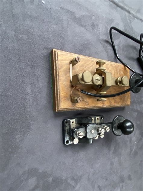 2 Vintage Morse Code Telegraph Keys One Bakelite No 2 Mk 111 And One