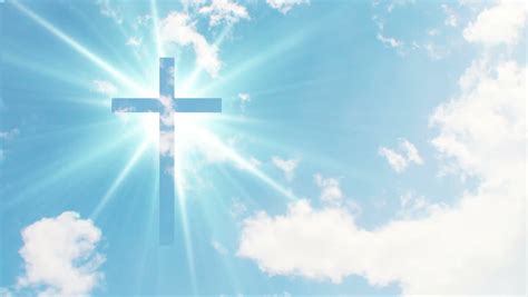 Christian Cross Appears Bright In Video De Stock Totalmente Libre De