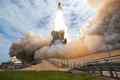 Space Shuttle Final Flight Photograph By Nasascience Photo Library
