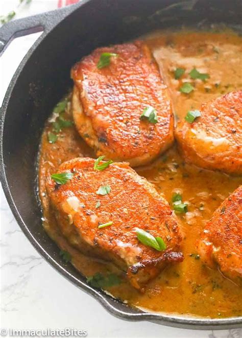 Take a look at these outstanding best way to cook thick pork chops as well as allow us recognize what you assume. Best Way To Cook Thin Pork Chops / How To Fry The Perfect Pork Chop Thin Pork Chops Pj Danita ...