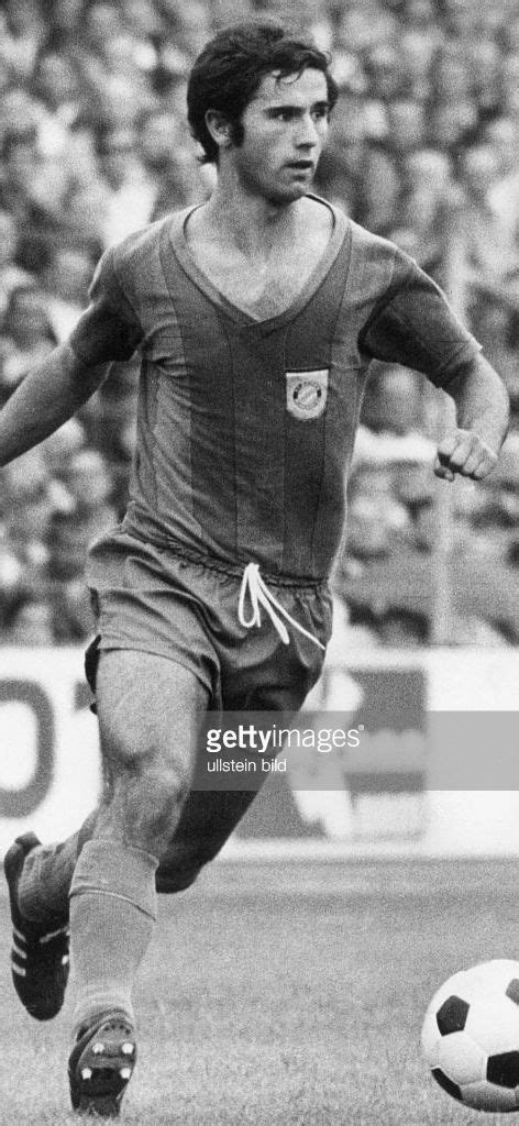 Gerd muller is number 12 in 90min's top 50 greatest footballers of all time series. Gerd Müller - Bayern München | Bayern münchen