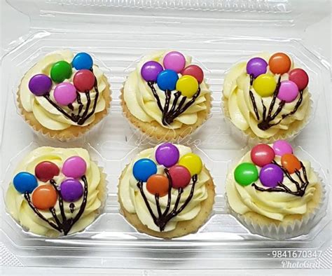 balloon cupcakes